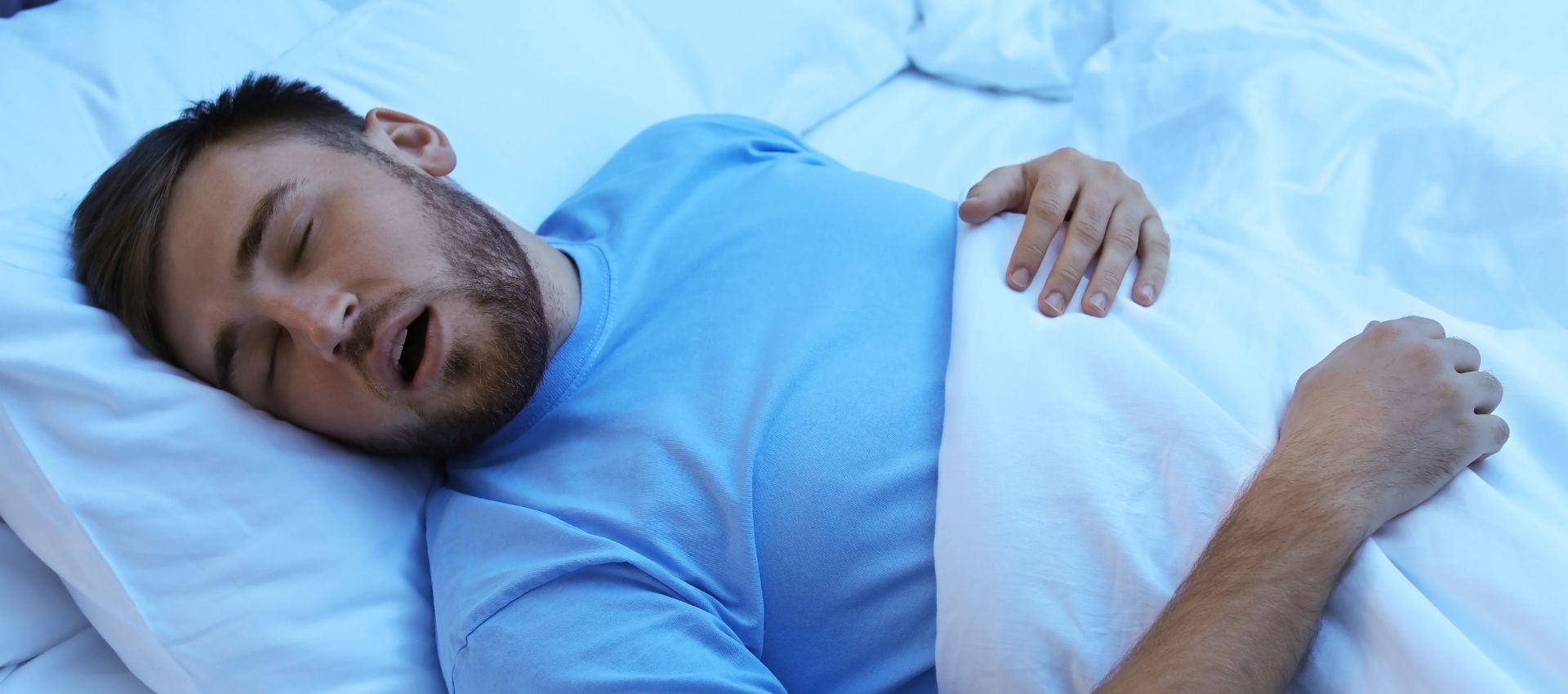 一睡著就鼾聲雷動？劉博仁醫師警示：長期打呼恐推升慢性發炎風險！