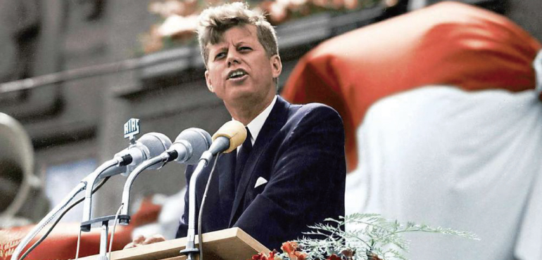 ICH BIN EIN BERLINER：我是柏林人，談甘迺迪〈最自豪的誇耀〉