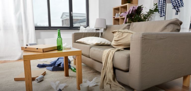 客廳太亂怎麼辦？6 步驟、10 項清單幫你找回家的舒適感