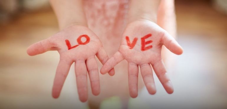 讀懂行為還要讀懂心：王意中心理師帶你看見，自閉兒的真實世界